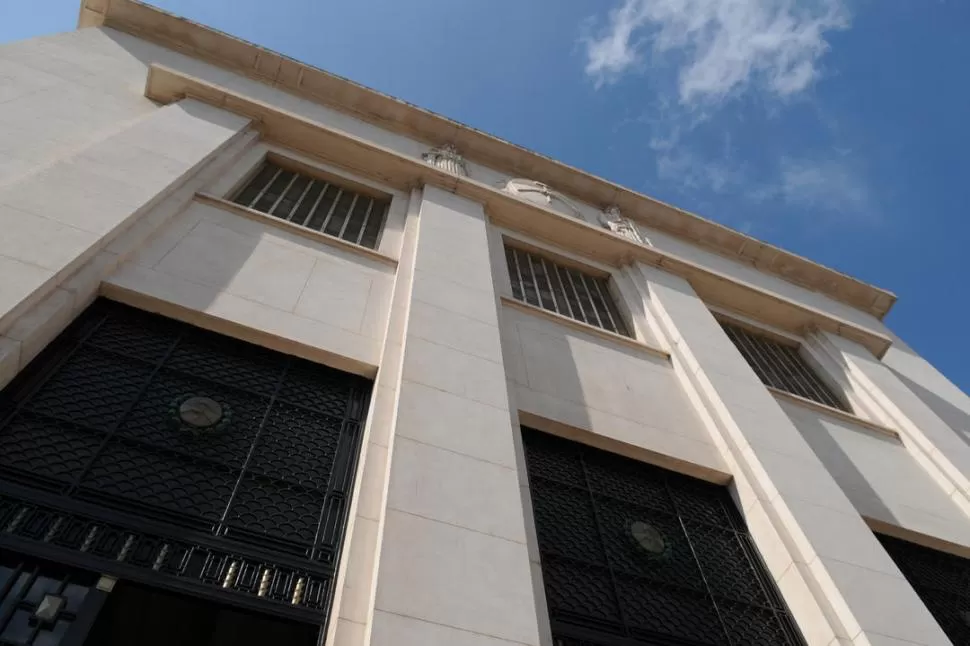 EN SEDE JUDICIAL. Los despachos de los vocales de la Corte están en el Palacio de pasaje Vélez Sársfield 450. la gaceta / foto de juan pablo sánchez noli