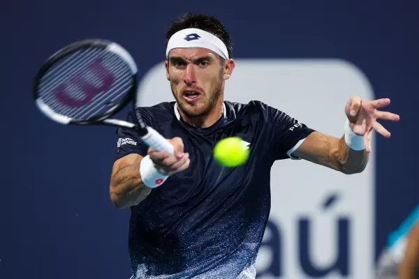 Leo Mayer y Diego Schwartzman ganaron en tres sets y avanzan en Barcelona