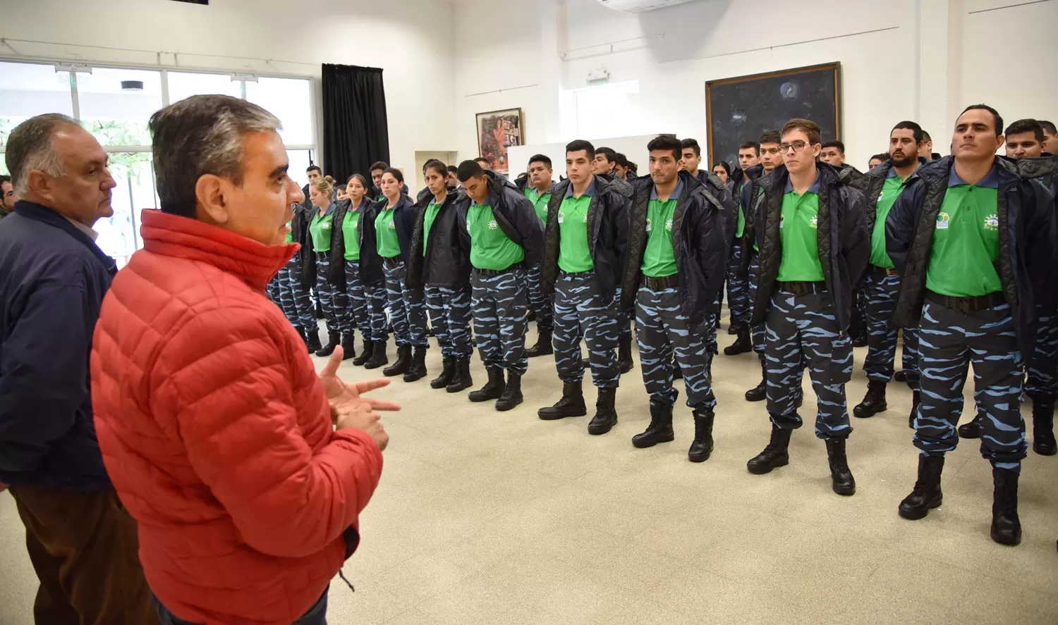 SON 130 AGENTES. Germán Alfaro les dio una charla motivacional.
