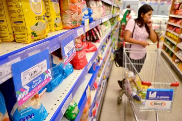 Pese a los Precios Esenciales, la gente espera una inflación alta