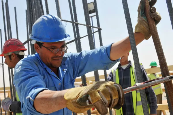 La ocupación laboral nacional cayó en marzo un 2,4%, informó el Gobierno
