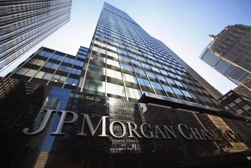 ANÁLISIS. JP Morgan elabora el índice de riesgo país. REUTERS (archivo)