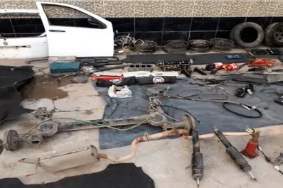 Allanaron un desarmadero y quieren terminar con la venta de autopartes
