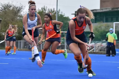 Hockey Sub 21: las “Naranjitas” van por el séptimo puesto; los varones, eliminados