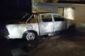 El incendio intencional de una camioneta en Lules alimenta la sospecha de una pelea política
