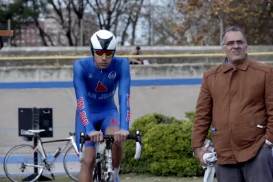 Documental sobre los desafíos de un joven ciclista