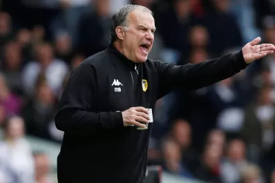 ¡Una locura! Bielsa ordenó a su equipo que se deje hacer un gol en el fair play del año