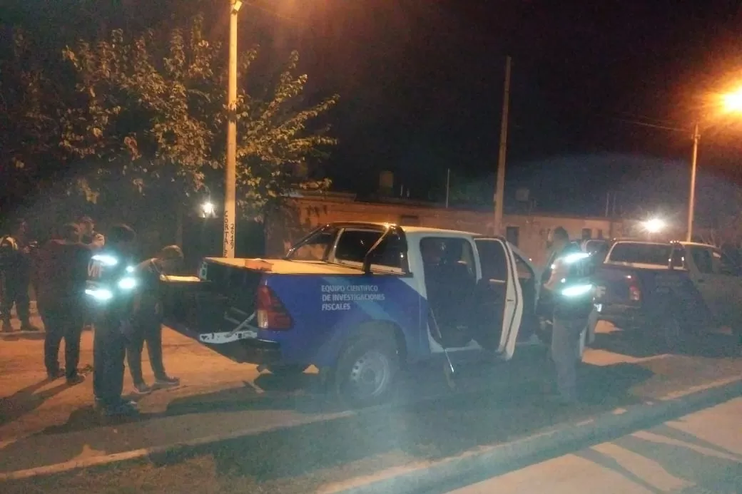 EN LA ZONA. La Policía trabajó durante toda la noche. IMAGEN DE MINISTERIO PÚBLICO FISCAL