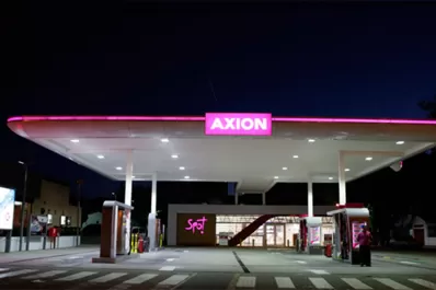 Axion aumenta un 6% el precio de sus combustibles desde la medianoche