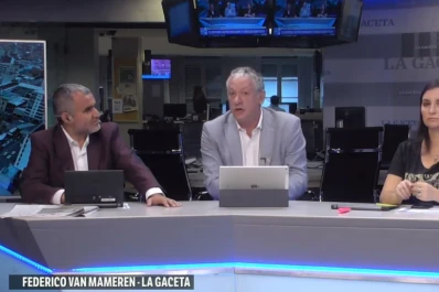 Video: autos chocados y crisis de identidad, el enfoque de Van Mameren