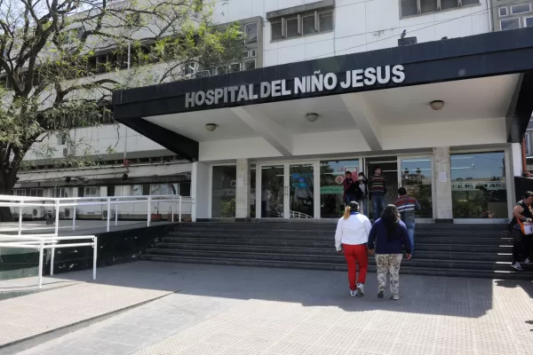 La bebé golpeada por un delincuente se encuentra estable