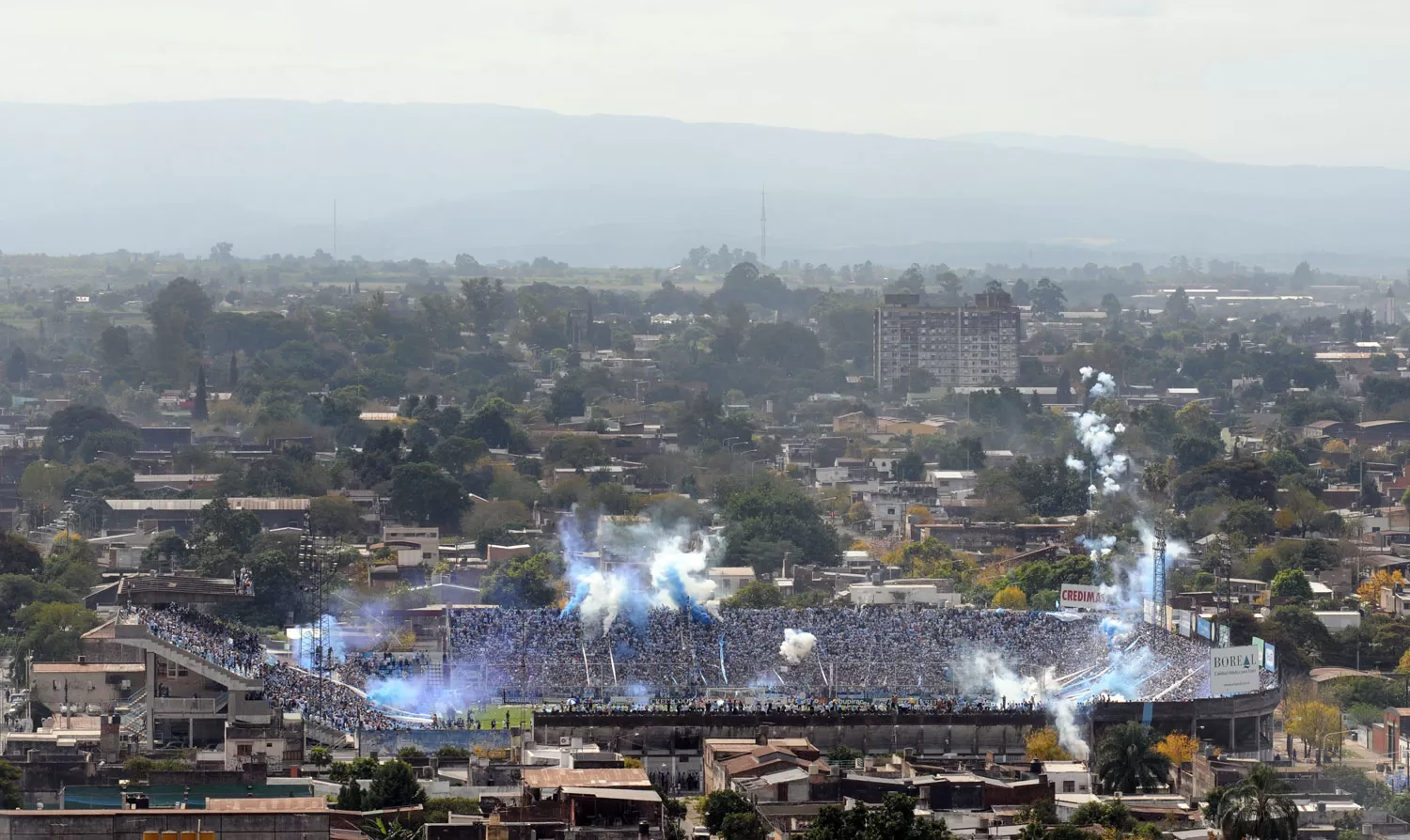 A COPAR EL MONUMENTAL. La CD espera un estadio lleno, para el sábado. ARCHIVO.