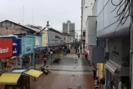 Dispar acatamiento al paro: comercios y oficinas públicas abiertas, bancos y escuelas cerrados