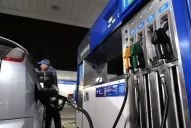 Vuelve a aumentar la nafta: costará $ 46,56 la súper en Tucumán