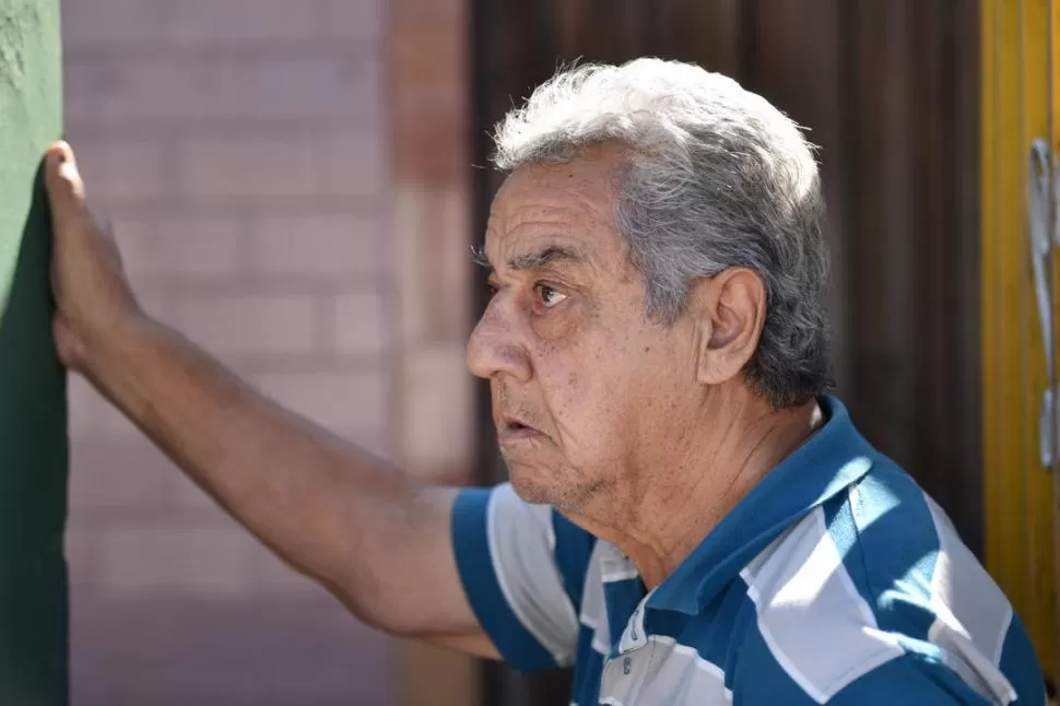 CONMOCIÓN. El padre del chico manifestó que está delicado de salud.  la gaceta / foto de inés quinteros orio