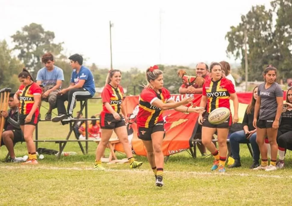 ENSAYO. Cardenales busca una nueva clasificación al Regional. INSTAGRAM RUGBY FEMENINO TUCUMÁN