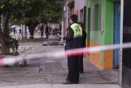 Buscan al compañero del fallecido luego de recibir dos tiros en Villa 9 de Julio