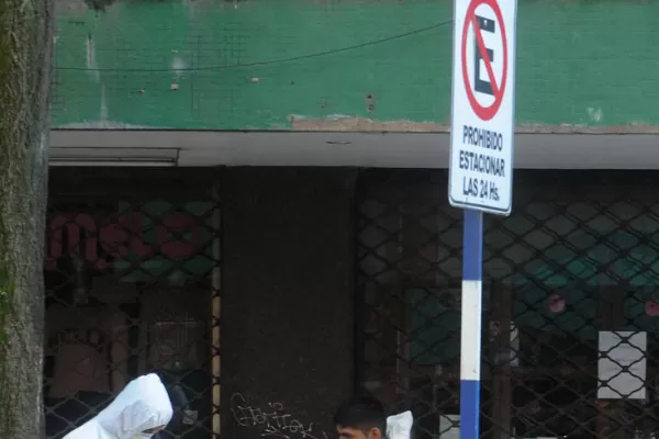 Crimen en el centro: quisieron asaltarlo, se resistió y le pegaron un tiro