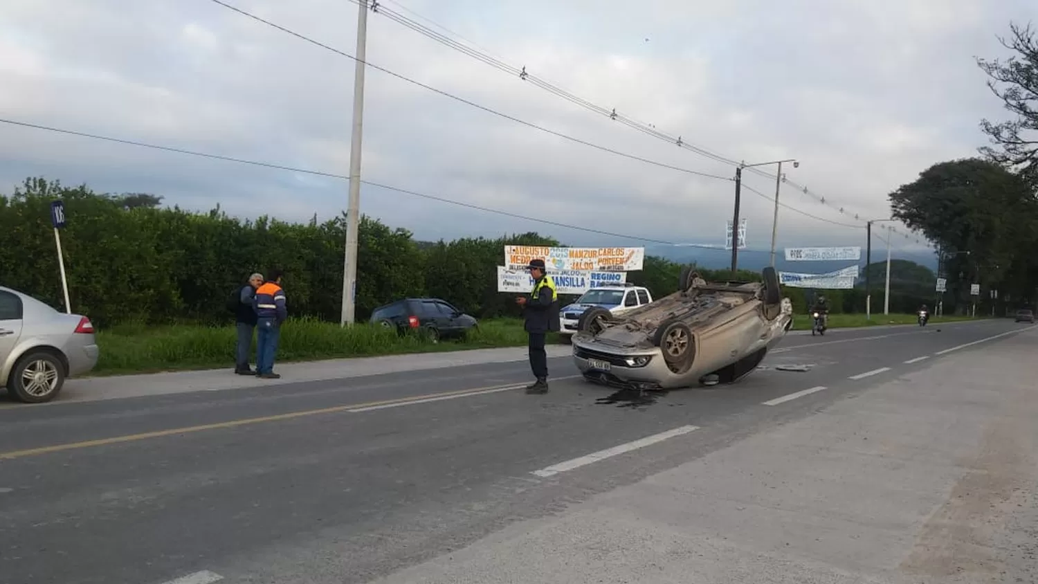 RUTA 315. La Policía debió intervenir para ordenar el tránsito tras el choque.
