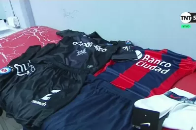 Luego de una insólita demora, Argentinos eliminó a San Lorenzo de la Copa de la Superliga