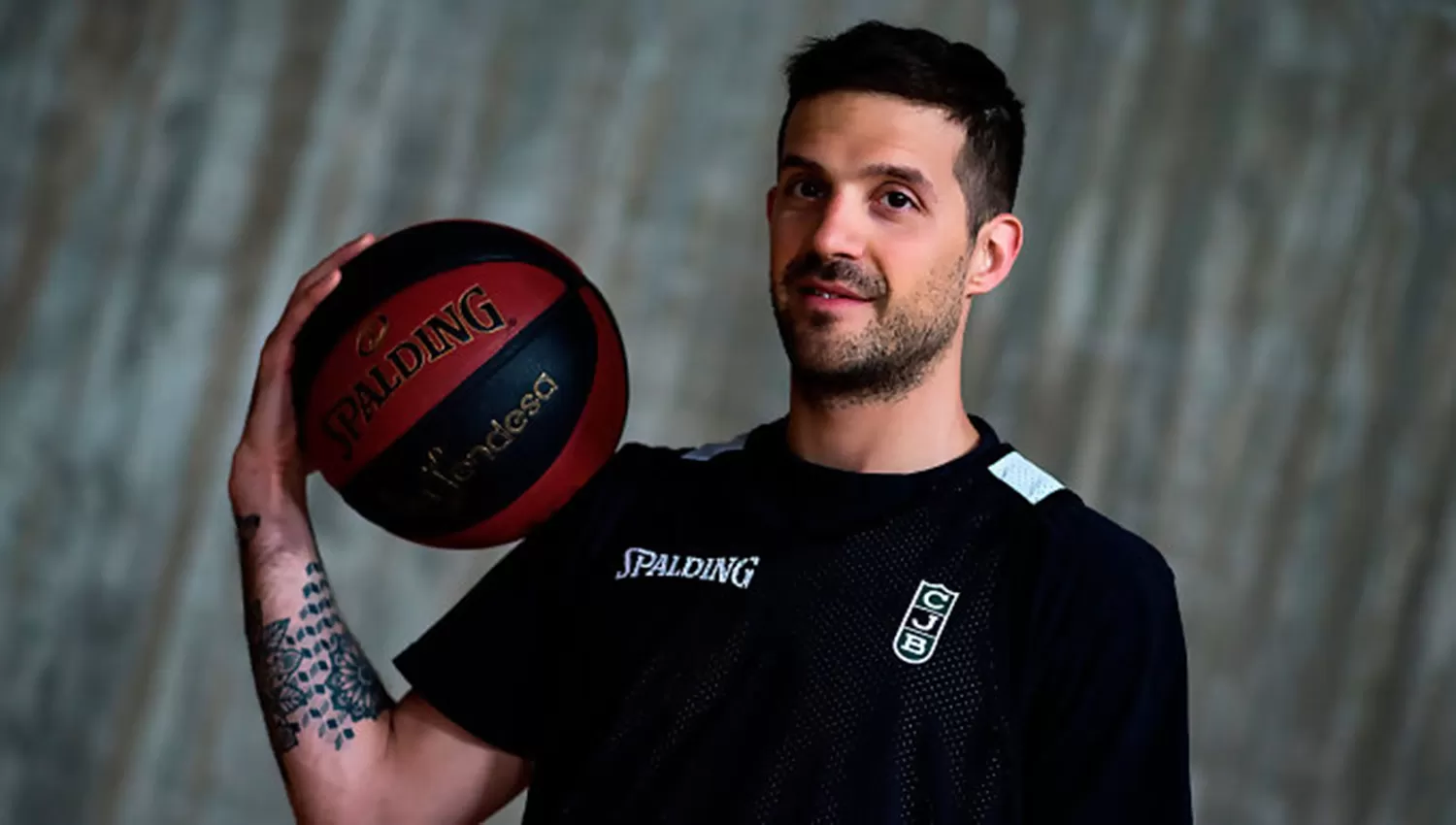 Nicolás Laprovittola, otro de los argentinos que brilla en el básquet español. (FOTO TOMADA DE www.acb.com)