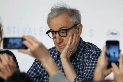 Cuatro editoriales rechazaron las memorias de Woody Allen