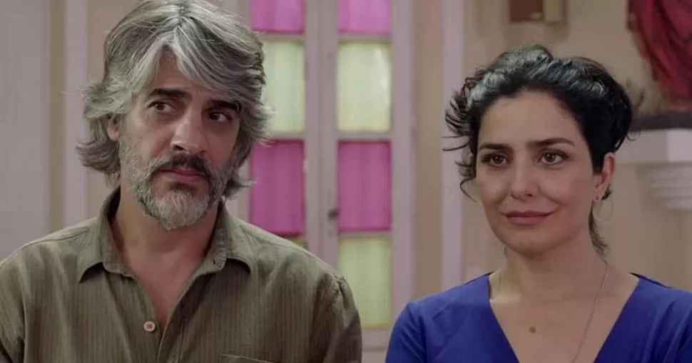 -PABLO ECHARRI EN HAPPY HOUR.- 