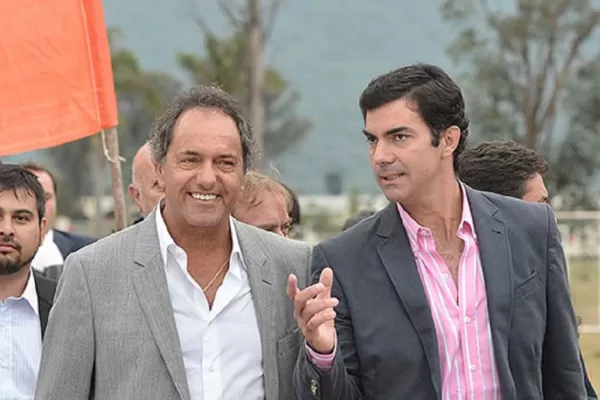 Urtubey se reunió con Scioli e insistió en buscar una alternativa superadora a la grieta