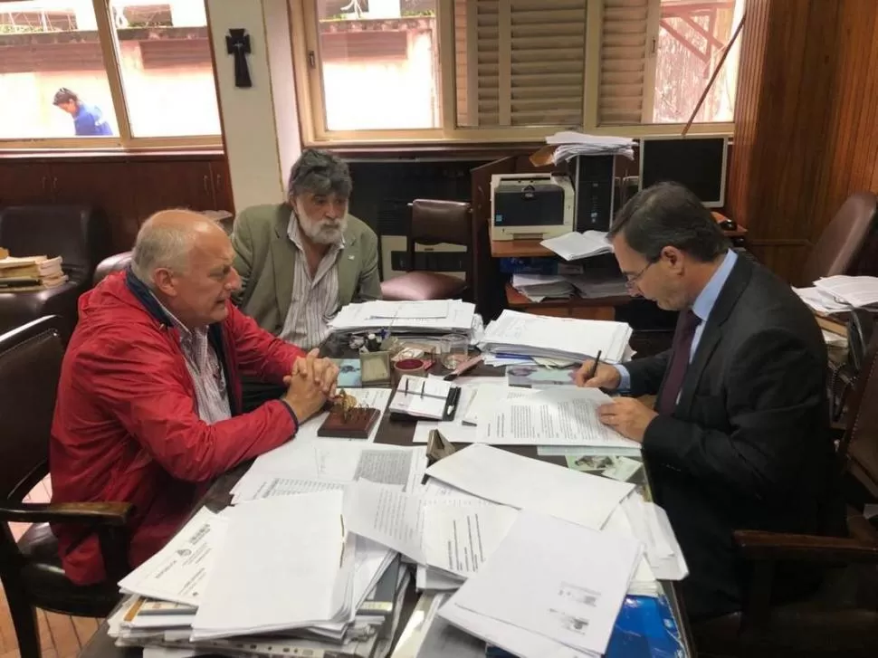 JUZGADO FEDERAL. Ascárate y Mendía, ante Rogelio Rodríguez del Busto.  