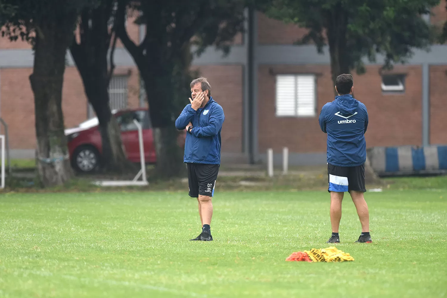 SE TOMÓ SU TIEMPO PARA PENSAR. Zielinski definió los concentrados para enfrentar a River.