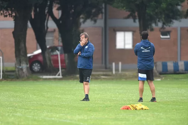 Zielinski pensó y definió los concentrados de Atlético para recibir a River