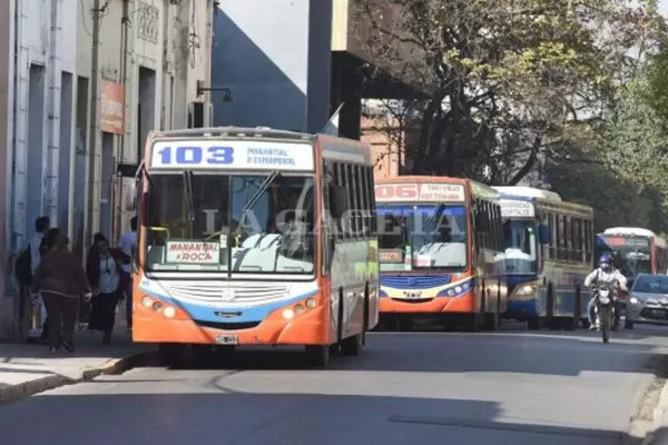 Según Manzur, la suba del boleto debe definirse en el Concejo Deliberante