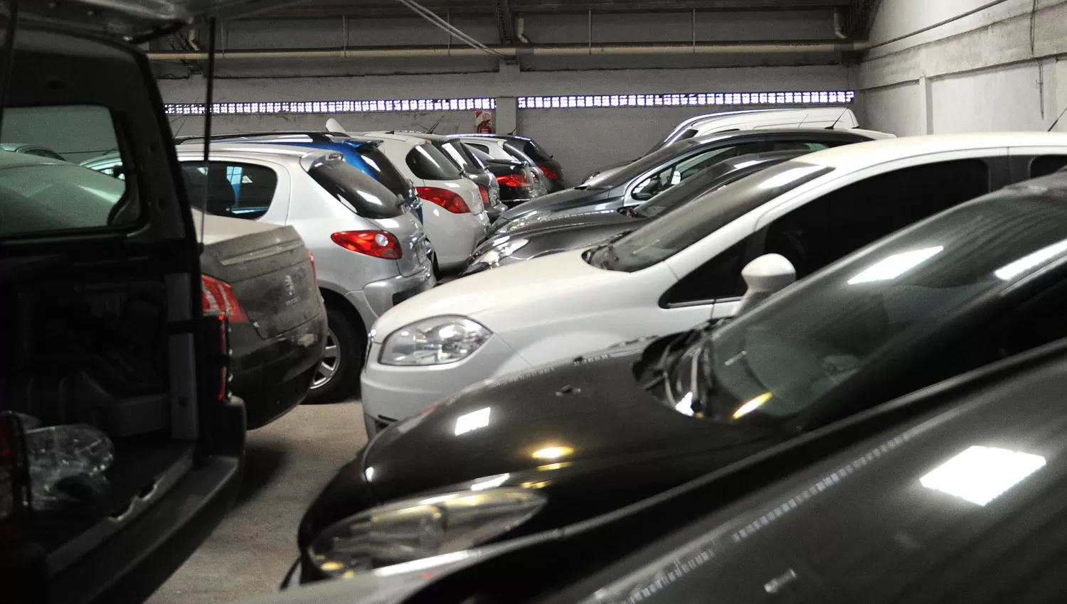 GALPONES LLENOS. Los concesionarios tucumanos acumulan decenas de vehículos modelo 2018 sin vender.