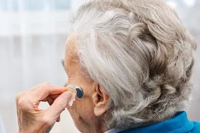 Hipoacusia: la pérdida auditiva que se confunde con demencia o autismo