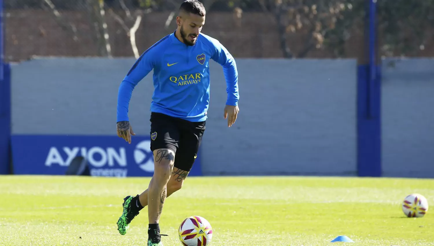 Darío Benedetto será evaluado en la práctica Xeneize de mañana. (FOTO TOMADA DE TWITTER @BocaJrsOficial)