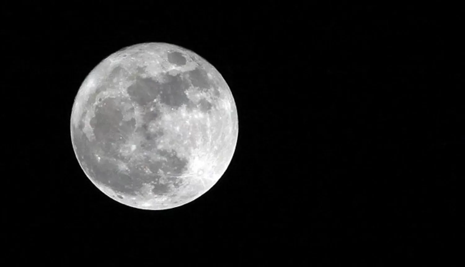 La Nasa anunció que enviará a la primera mujer a la Luna en 2024