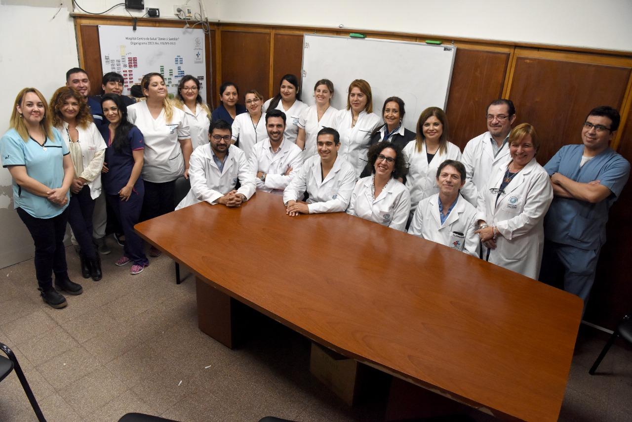 EQUIPAZO. Los especialistas del Centro de Salud le salvaron la vida a Germán.