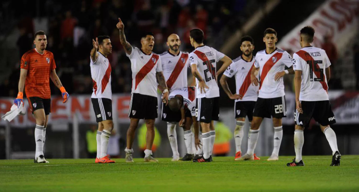 PIDEN CAMBIO DE FECHA. River alertó a la Conmebol por el paro de la CGT.