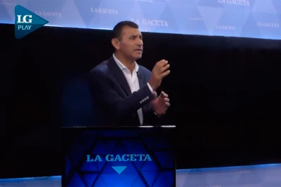 Un primer round de casi ocho minutos entre Alfaro y Leito