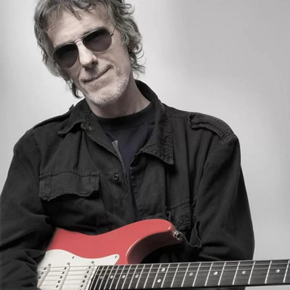 REFERENTE DEL ROCK. Spinetta protagonizará la serie “Bios”. 