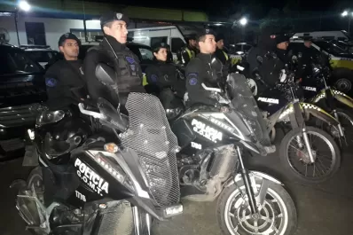 Operativo en El Sifón: detuvieron a cuatro personas y secuestraron armas, droga y motos