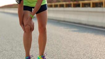 ¿Qué es la rodilla del corredor y cómo evitarla?