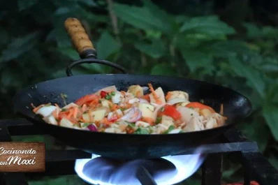 Hoy, en Cocinando con Maxi: cazuela de mondongo tiernizado