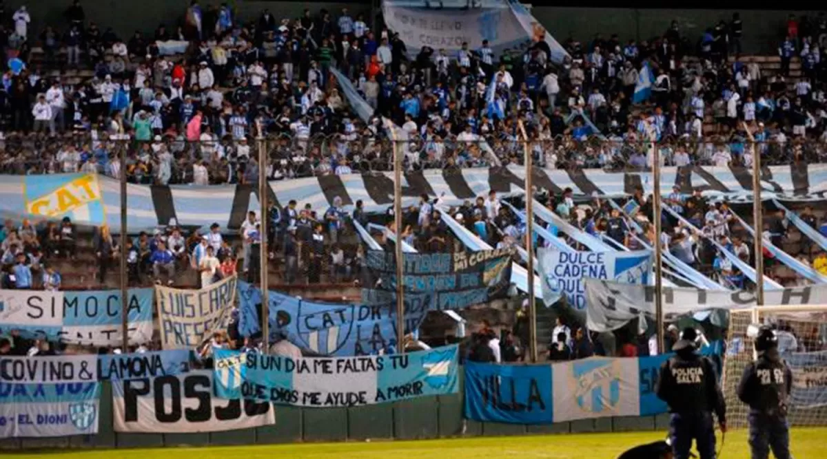 Entradas más baratas e hinchas que se organizan para ver al decano