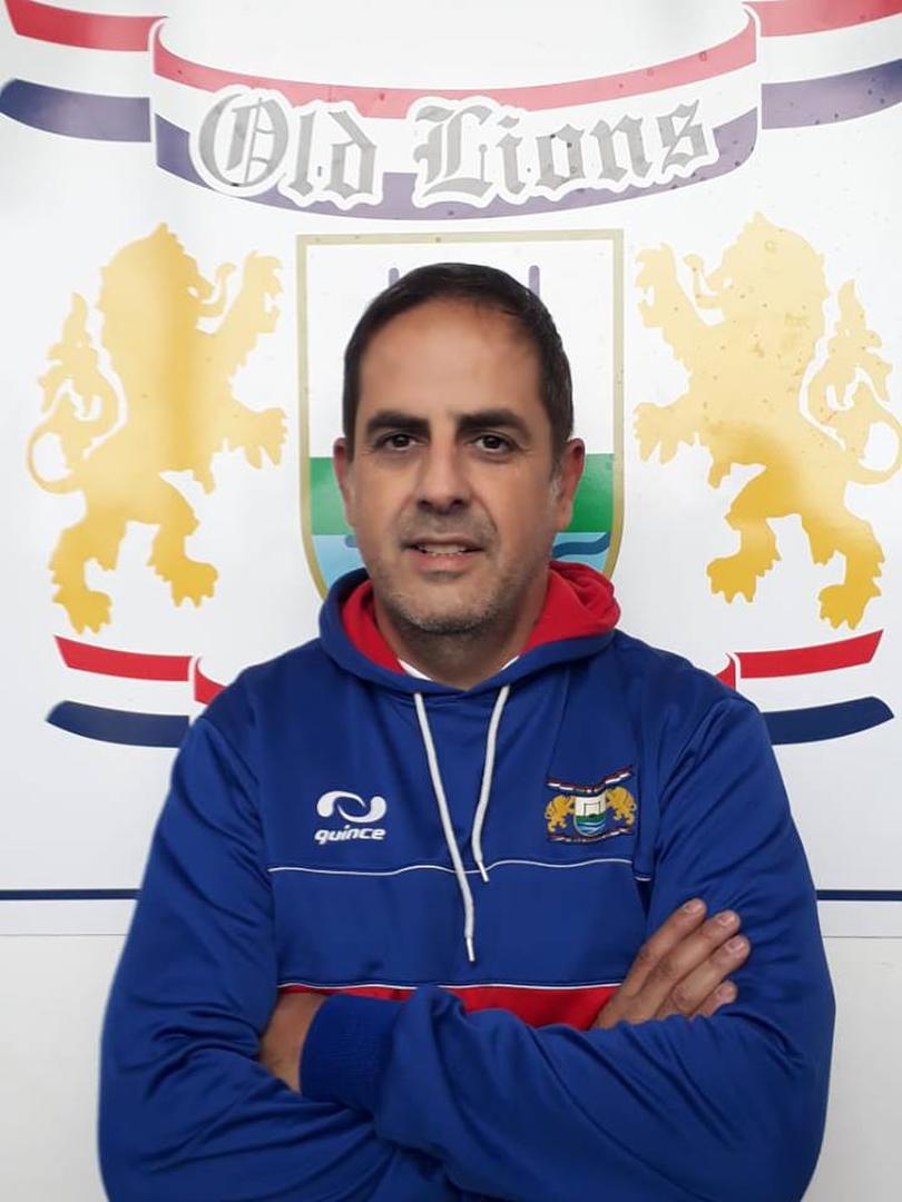 CABEZA DE LEÓN. José Molina. 