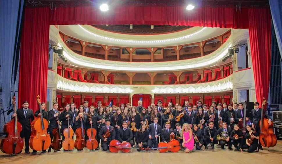 MÚSICOS NOVELES. Este año la Orquesta Juvenil de la UNT registra numerosos cambios en todas sus filas. Orquesta Juvenil UNT