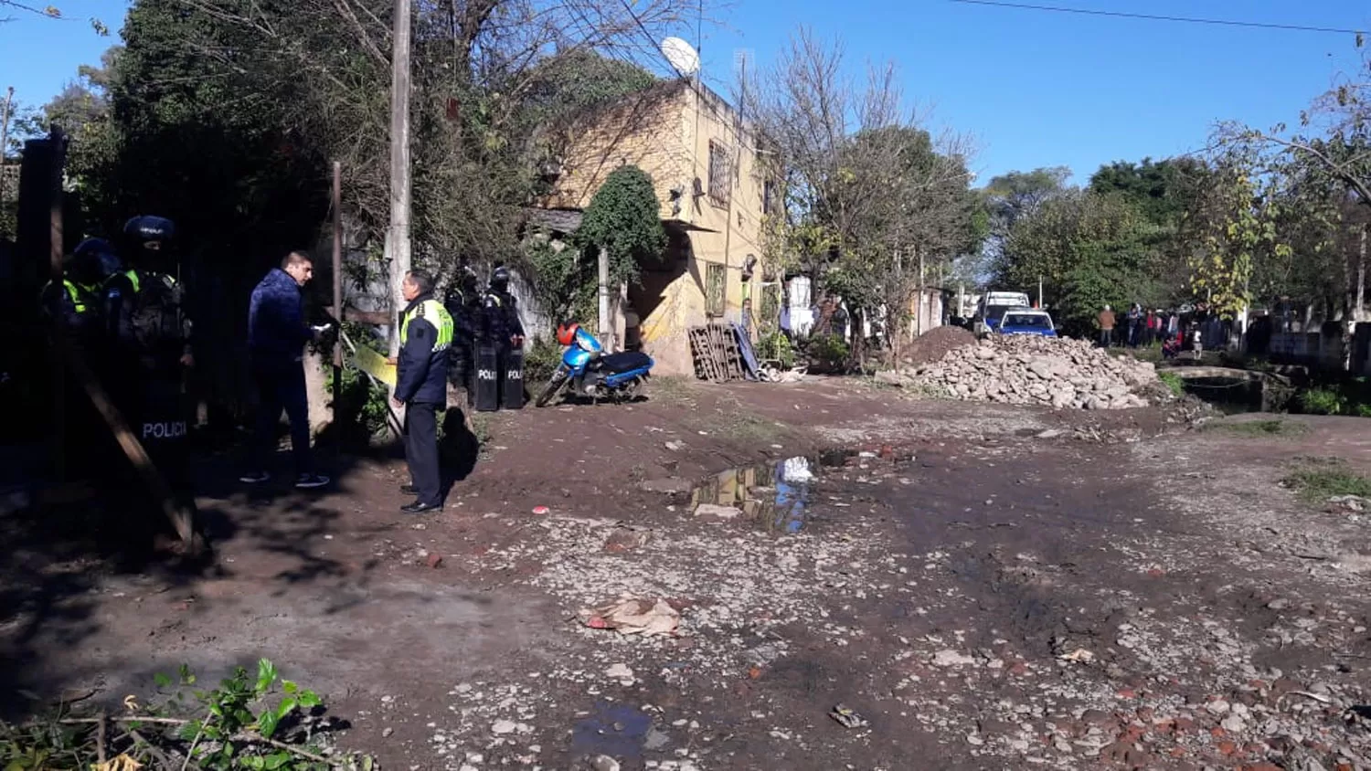 ALLANAMIENTO. La medida se concretó en El Chivero.