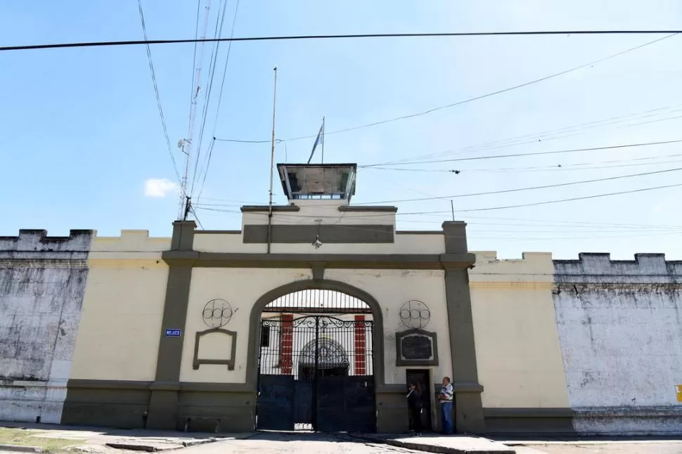 MEDIDA JUDICIAL. El magistrado Roldán Vázquez había llegado al penal de Villa Urquiza cuando golpeaban a un interno. la gaceta / foto de Analía Jaramillo (archivo)