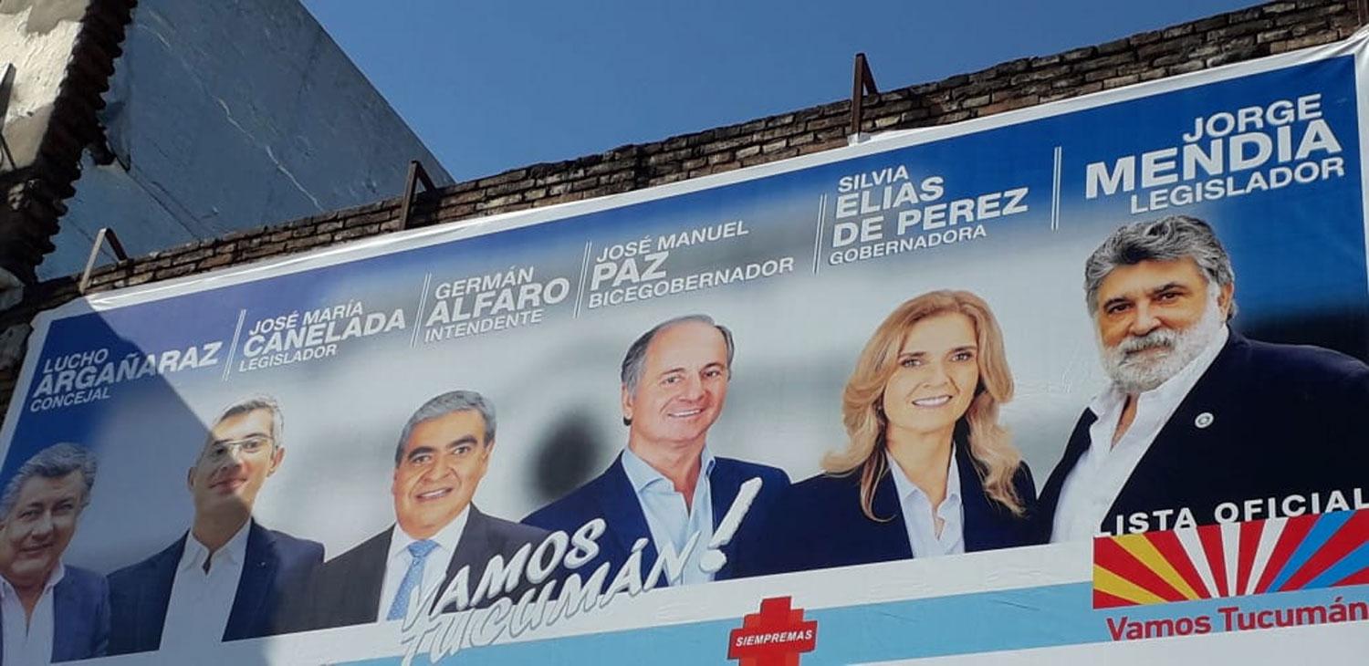 Vamos Tucumán colocó una gigantografía con un error ortográfico