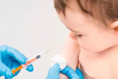 No hay vacunas contra la meningitis en Tucumán: la Nación envió el 12% de las dosis